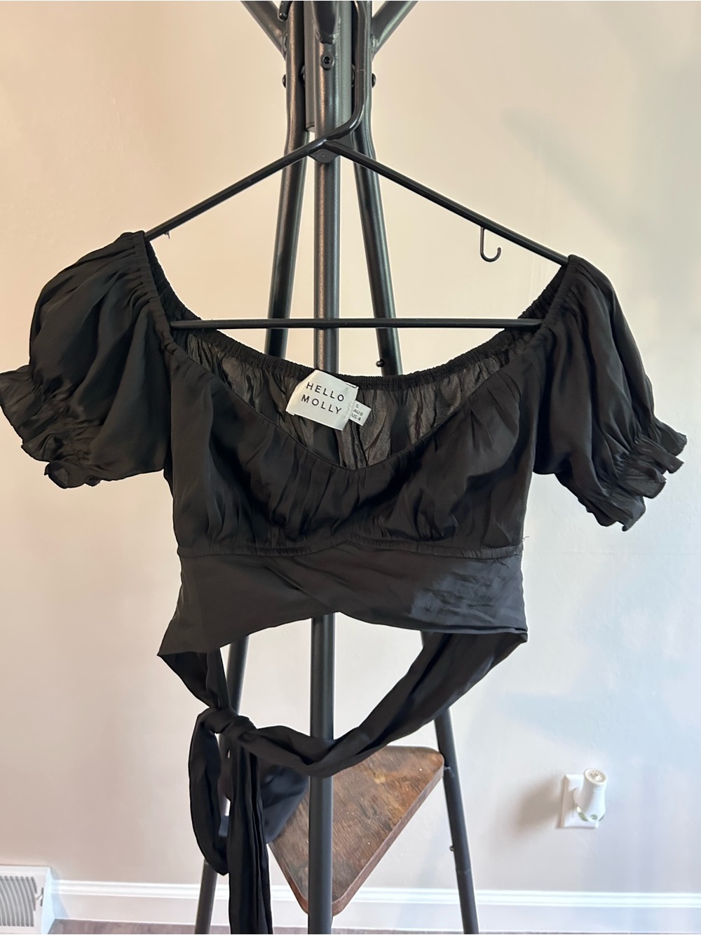 Hello Molly cropped blouse